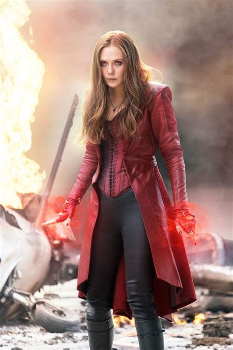 elizabeth olsen fisico|Elizabeth Olsen Appreciates that Marvel Will Never。